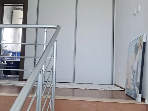 Izdavanje: Trosoban stan 130 m² – Stari aerodrom, Podgorica — fotografija 8