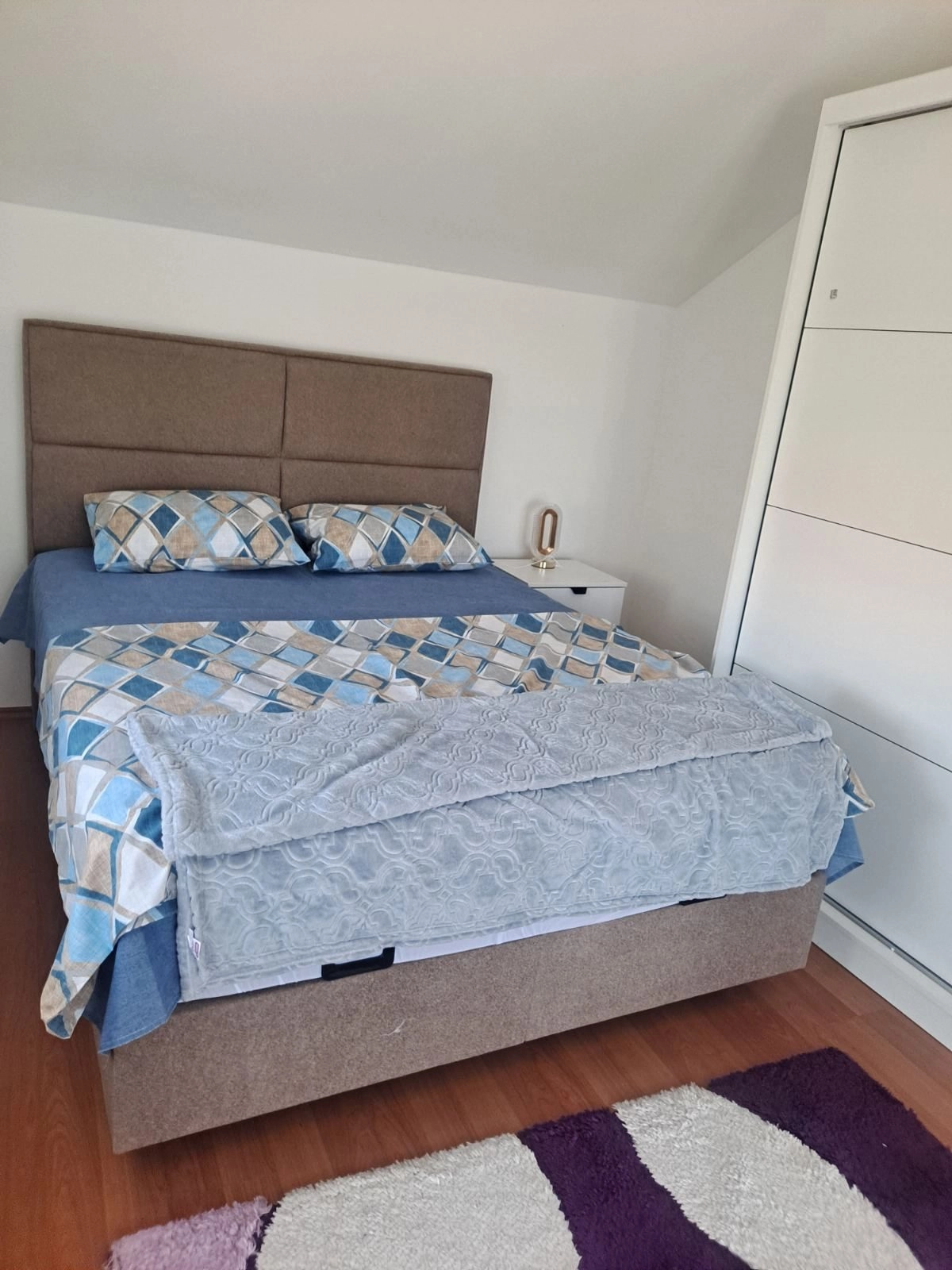 Trosoban-stan-Stari-aerodrom-Podgorica-11 Izdavanje: Trosoban stan 130 m² – Stari aerodrom, Podgorica — fotografija 12