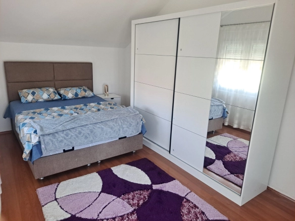 Izdavanje: Trosoban stan 130 m² – Stari aerodrom, Podgorica — fotografija 13