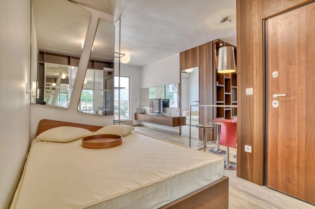 Namjestena-garsonjera-u-Centru-Budva-6 Garsonjera 33 m² – Centar, Budva — fotografija 7