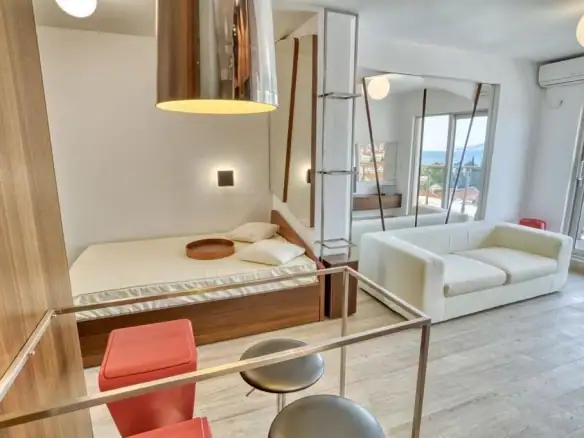 Garsonjera 33 m² – Centar, Budva — fotografija 11