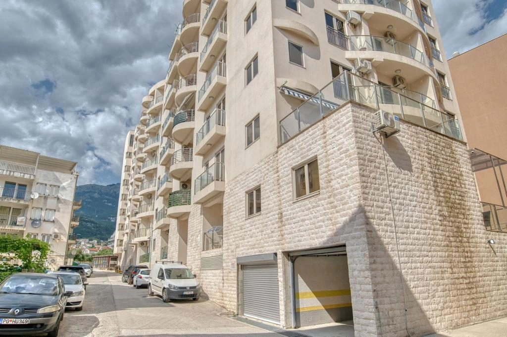 Namjestena-garsonjera-u-Centru-Budva-14 Garsonjera 33 m² – Centar, Budva — fotografija 15