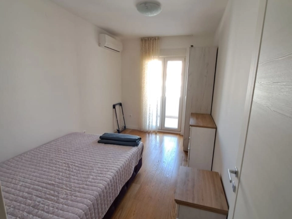 Trosoban stan u naselju Central Point, Podgorica — fotografija 8