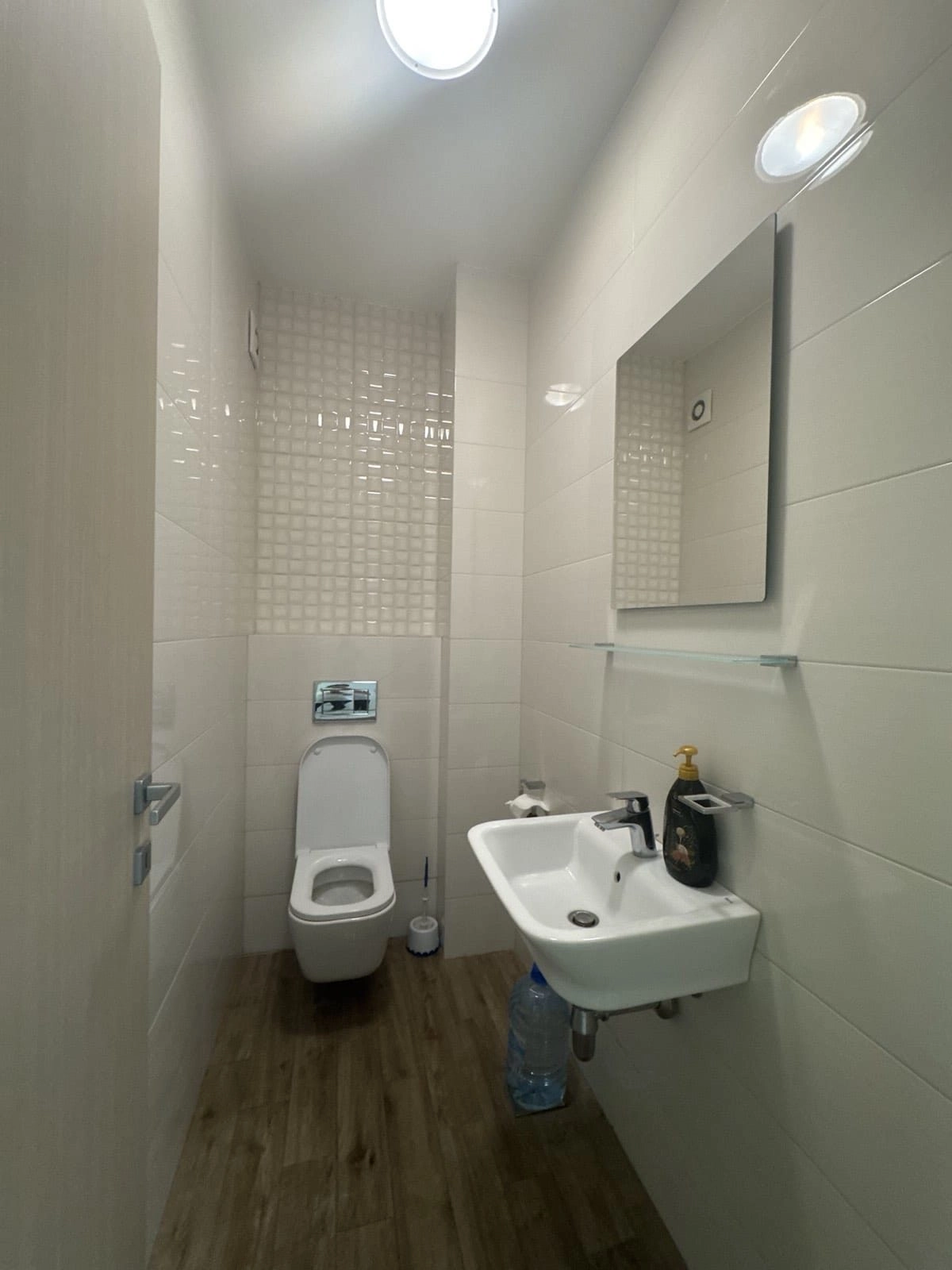 Poslovni-prostor-u-naselju-City-kvart-Podgorica-4 Namješten poslovni prostor u City kvartu, Podgorica — fotografija 5