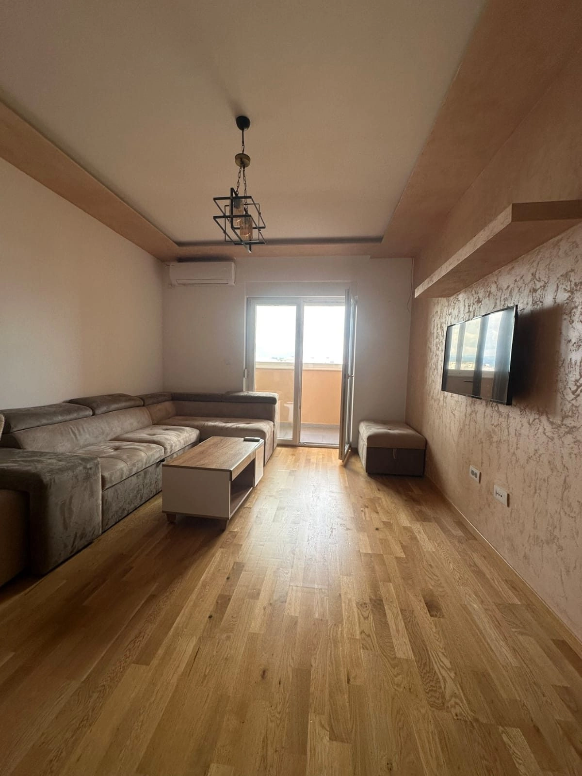Jednosoban-stan-Tuski-put-Podgorica Izdavanje: Jednosoban stan 48 m² – Tuški put, Podgorica