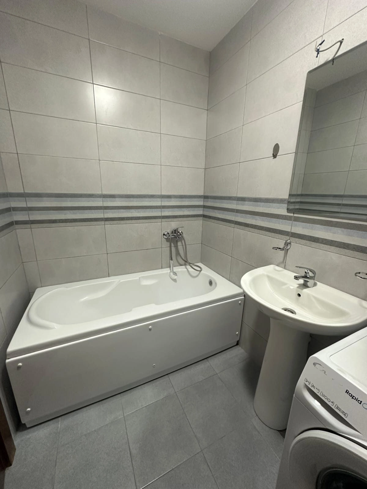Jednosoban-stan-Tuski-put-Podgorica-8 Izdavanje: Jednosoban stan 48 m² – Tuški put, Podgorica — fotografija 9