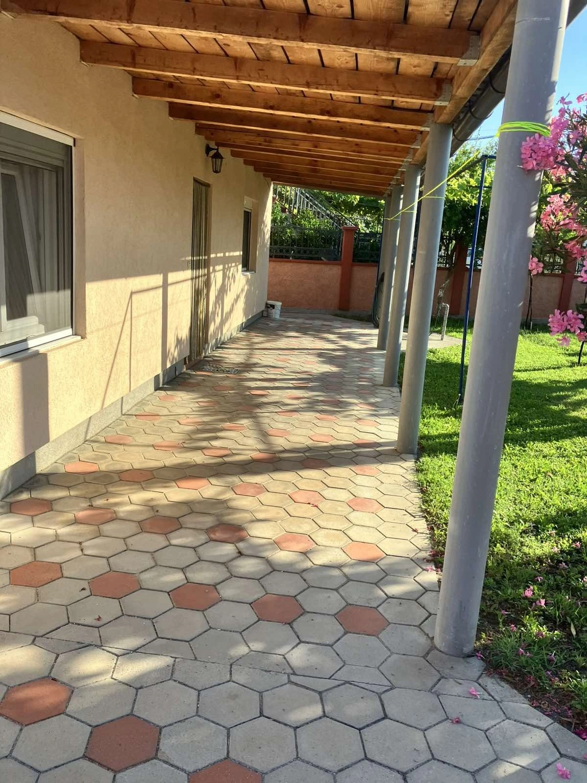 Jednosobna-kuca-za-izdavanje-Zabjelo-Podgorica-2 Izdavanje: Kuća 44 m² – Zabjelo, Podgorica — fotografija 3