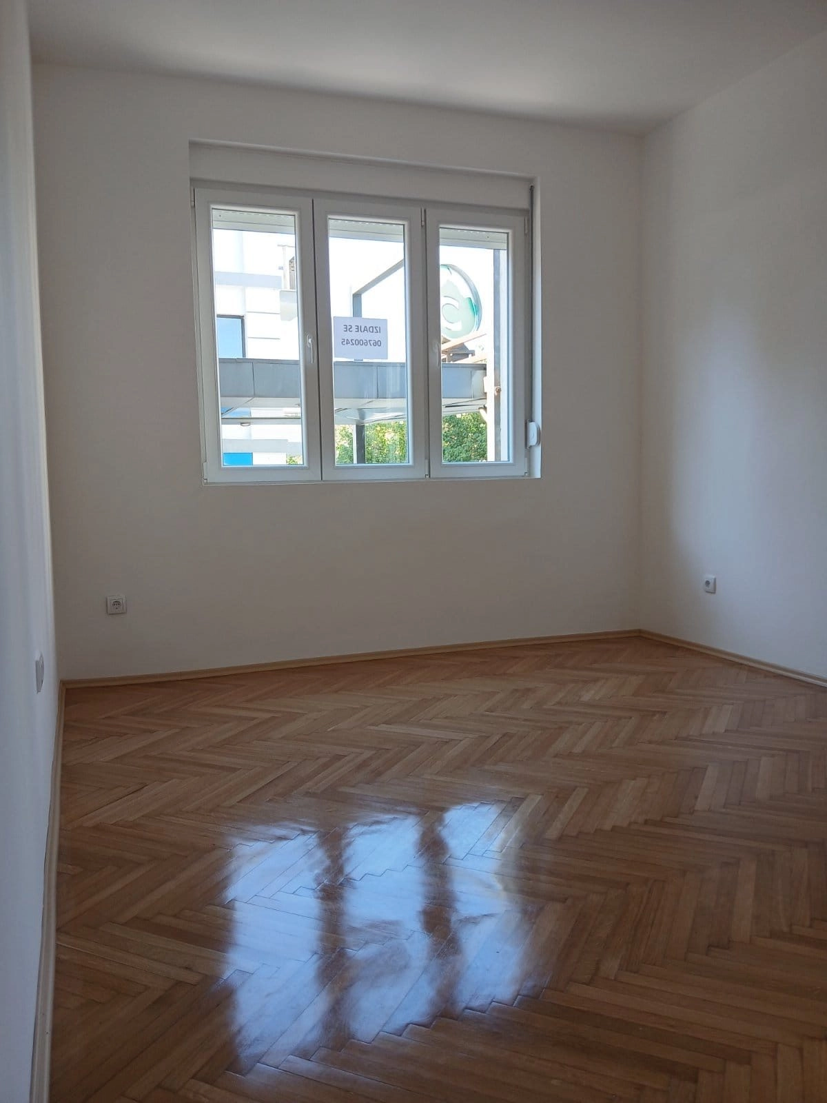 Poslovni-prostor-57-m²-u-Centru-Podgorica-5 Izdavanje: Poslovni prostor 57 m² – Centar, Podgorica — fotografija 6