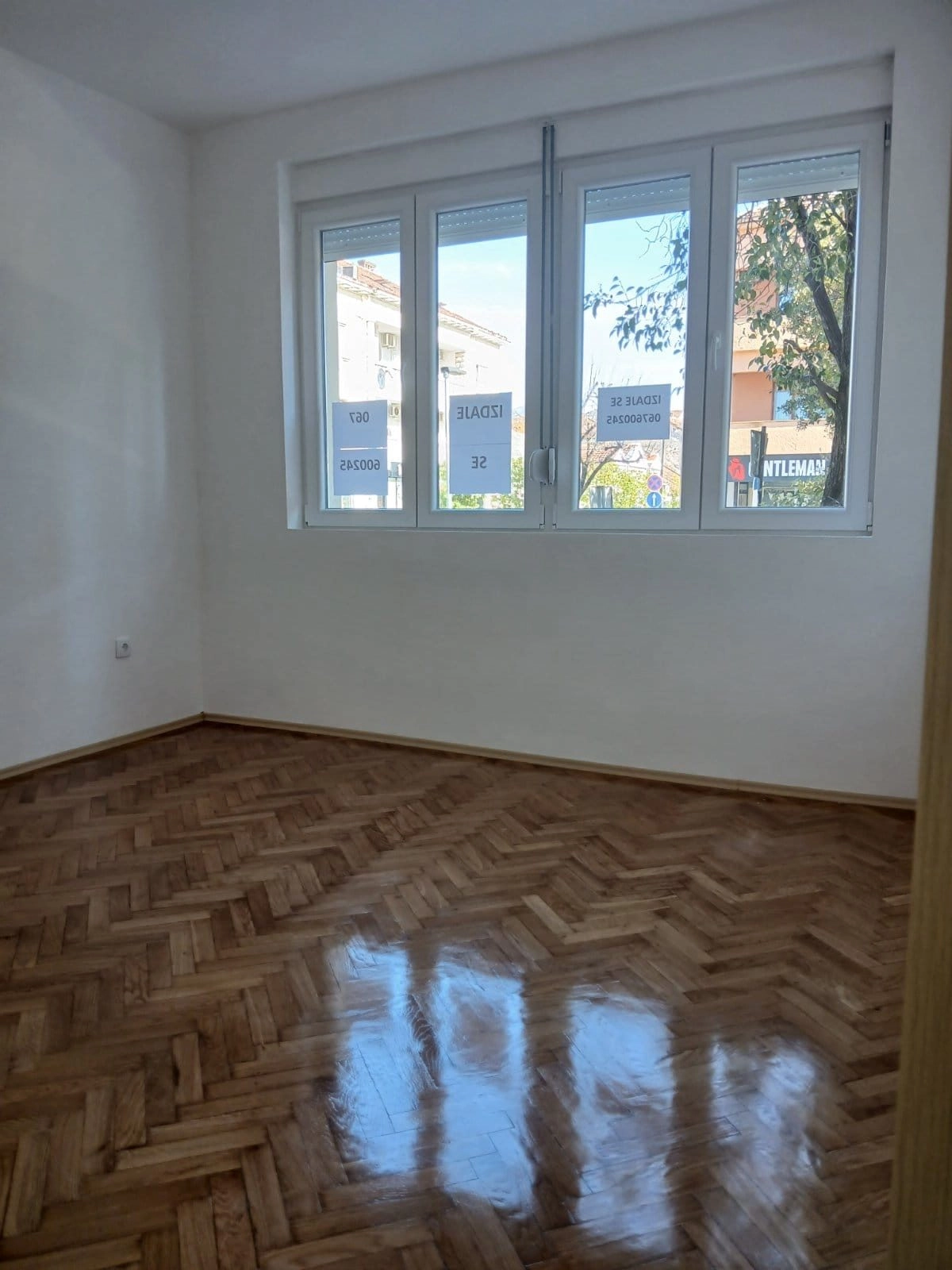 Poslovni-prostor-57-m²-u-Centru-Podgorica-6 Izdavanje: Poslovni prostor 57 m² – Centar, Podgorica — fotografija 7