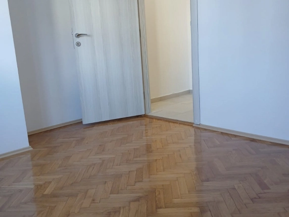 Izdavanje: Poslovni prostor 57 m² – Centar, Podgorica — fotografija 14