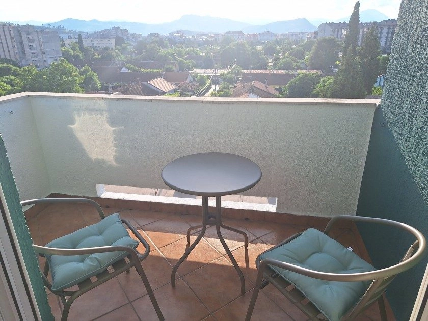 Jednosoban-stan-45-m²-u-Pobrezju-Podgorica-4 Izdavanje: Jednosoban stan 45 m² – Pobrežje, Podgorica — fotografija 5