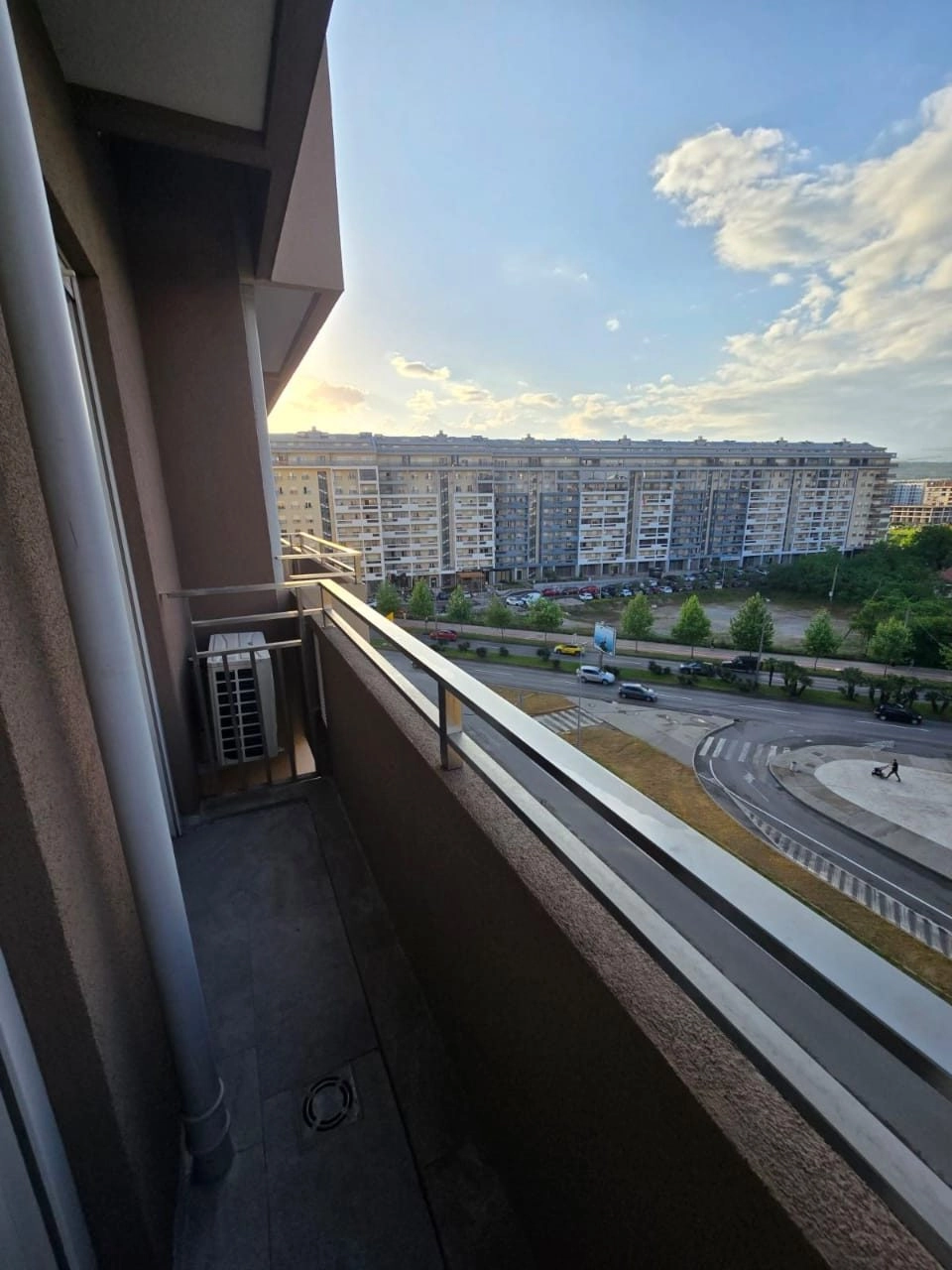 Jednosoban-namjesten-stan-Central-Point-Podgorica-11 Namješten jednosoban stan u naselju Central Point, Podgorica — fotografija 12