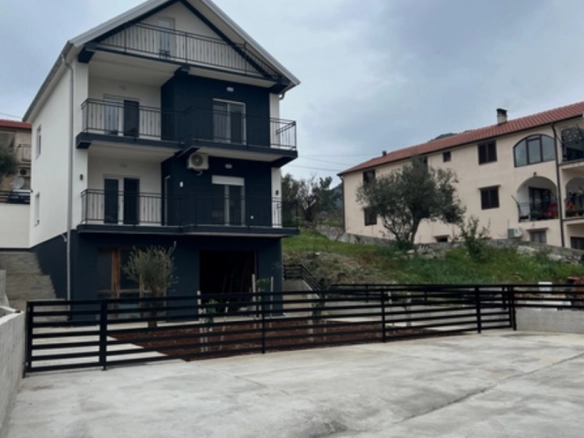 Kuća – Kavač, Kotor — fotografija 5