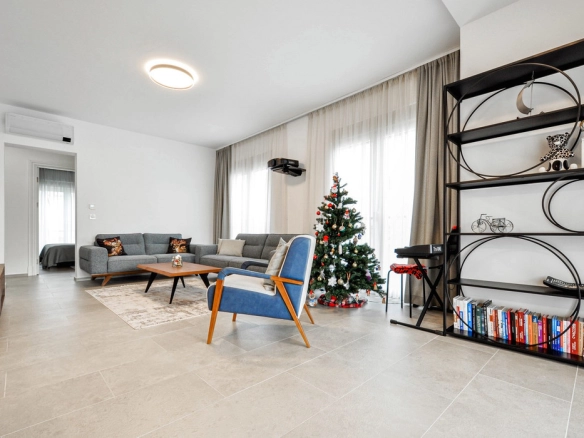 Trosoban stan 65 m² – Tivat — fotografija 14