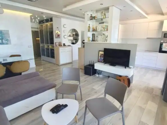 Dvosoban stan 94 m² – Rafailovići, Budva — fotografija 4
