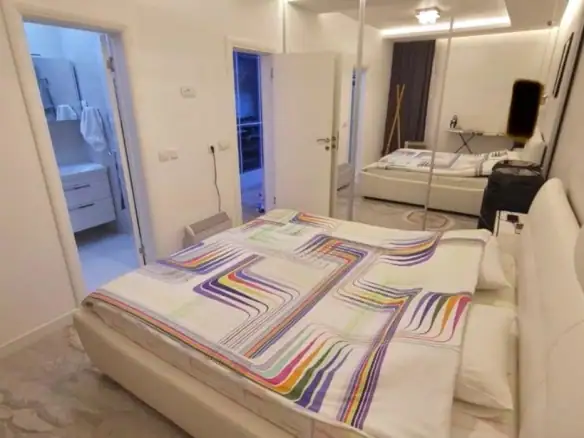 Dvosoban stan 94 m² – Rafailovići, Budva — fotografija 10