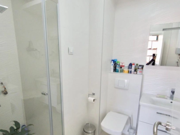Dvosoban stan 94 m² – Rafailovići, Budva — fotografija 13