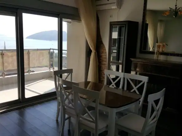 Trosoban stan 96 m² – Boreti, Budva — fotografija 3