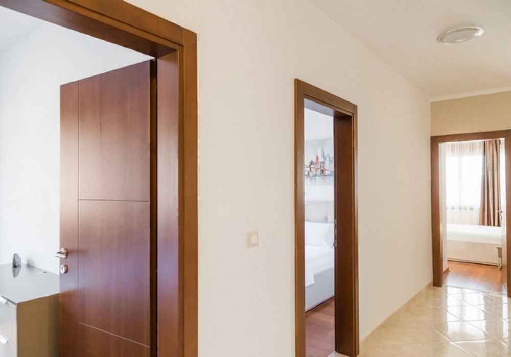 Trosoban-stan-u-Becicima-Budva-9 Trosoban stan 107 m² – Bečići, Budva — fotografija 10