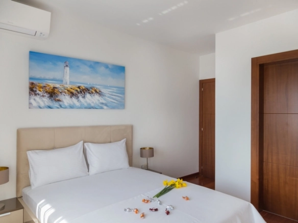 Trosoban stan 107 m² – Bečići, Budva — fotografija 12