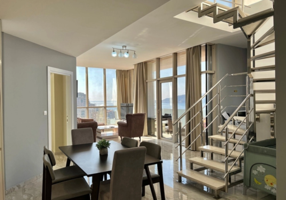 Trosoban-penthaus-u-Rafailovicima-Budva-2 Trosoban stan 150 m² – Rafailovići, Budva — fotografija 3