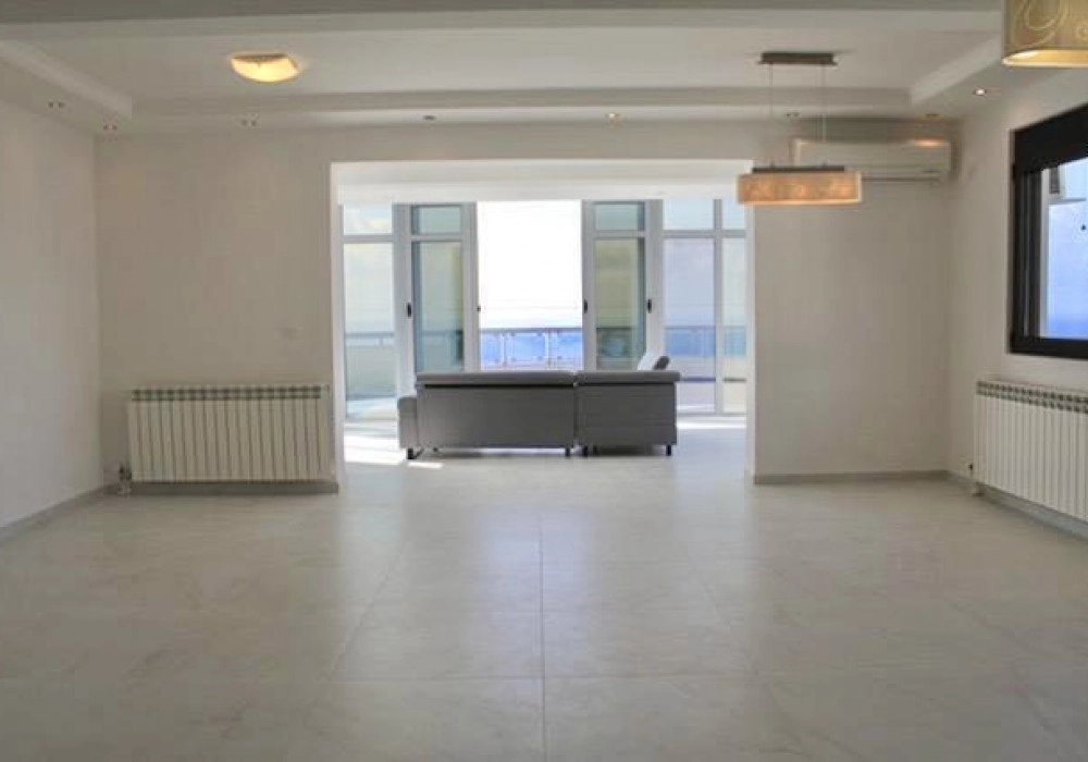 Cetvorosoban-penthaus-u-Dobroj-Vodi-Bar-6 Četvorosoban stan 240 m² – Dobra Voda, Bar — fotografija 7