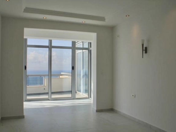 Četvorosoban stan 240 m² – Dobra Voda, Bar — fotografija 11