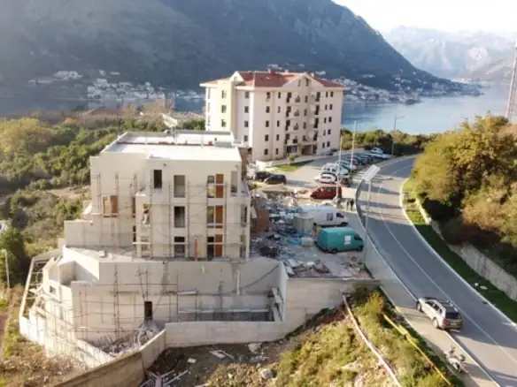 Trosoban stan 255 m² – Dobrota, Kotor — fotografija 12