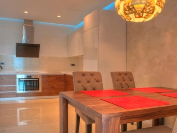 Dvosoban stan 95 m² – Budva — fotografija 10