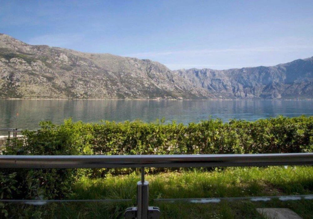 Dvosoban-stan-uz-more-u-Stolivu-Kotor Dvosoban stan uz more u Stolivu