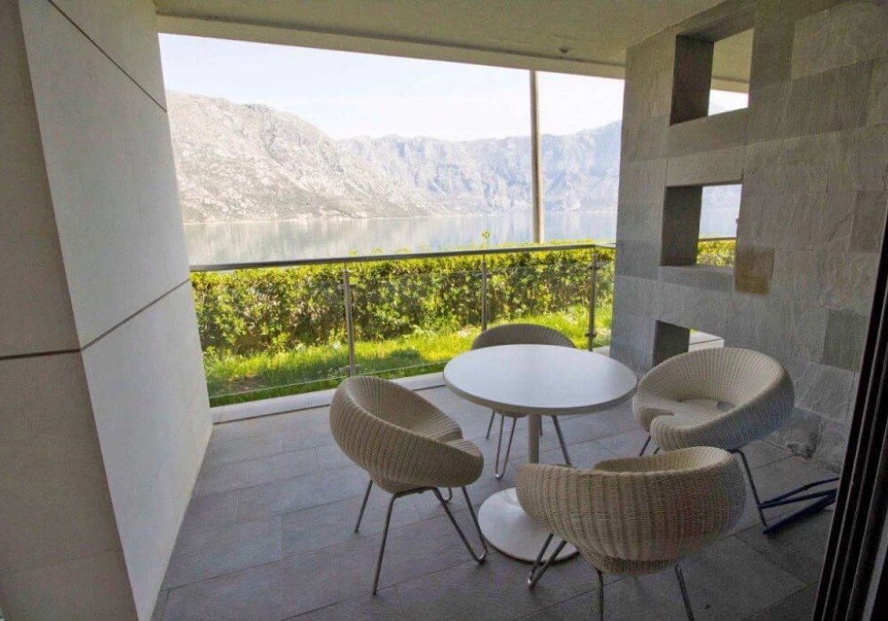 Dvosoban-stan-uz-more-u-Stolivu-Kotor-1 Dvosoban stan 100 m² – Stoliv, Kotor — fotografija 2