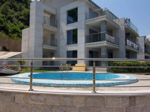 Dvosoban stan 100 m² – Stoliv, Kotor — fotografija 10