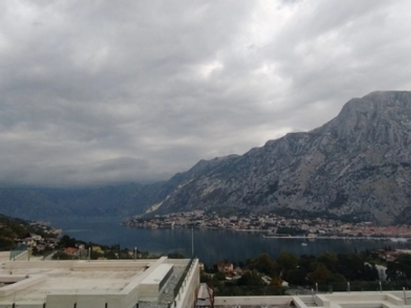 Dvosoban stan 136 m² – Škaljari, Kotor — fotografija 6