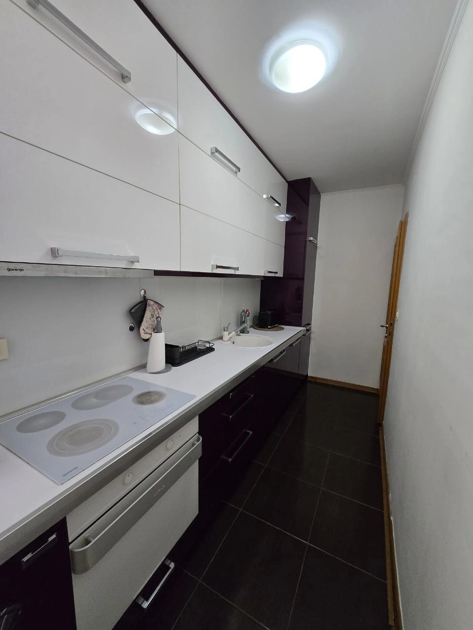Dvosoban-stan-u-naselju-Dalmatinska-Podgorica-12 Dvosoban stan na Dalmatinskoj, Podgorica — fotografija 13