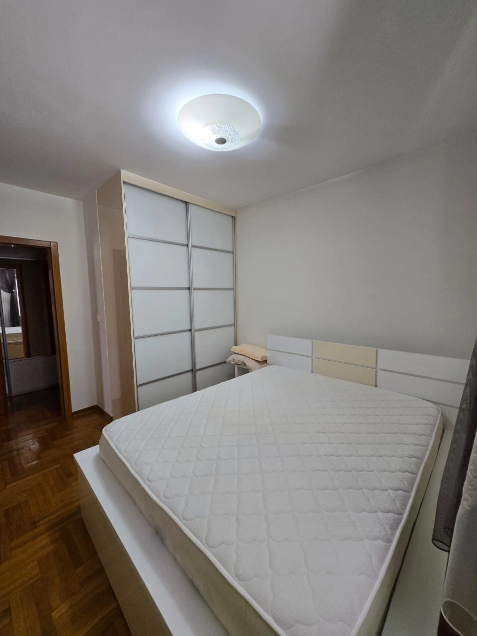Dvosoban-stan-u-naselju-Dalmatinska-Podgorica-13 Dvosoban stan na Dalmatinskoj, Podgorica — fotografija 14