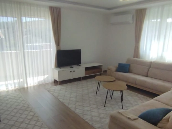 Trosoban stan 100 m² u naselju Zagorič