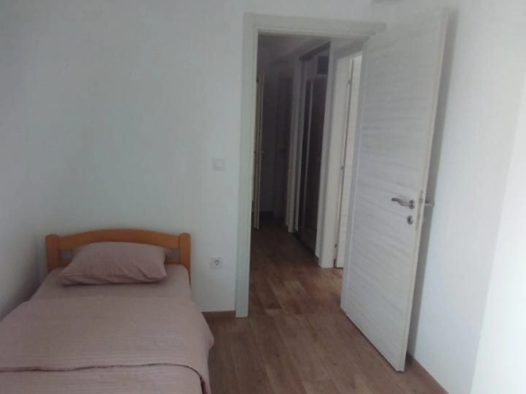 Izdavanje: Trosoban stan 100 m² – Zagorič, Podgorica — fotografija 3