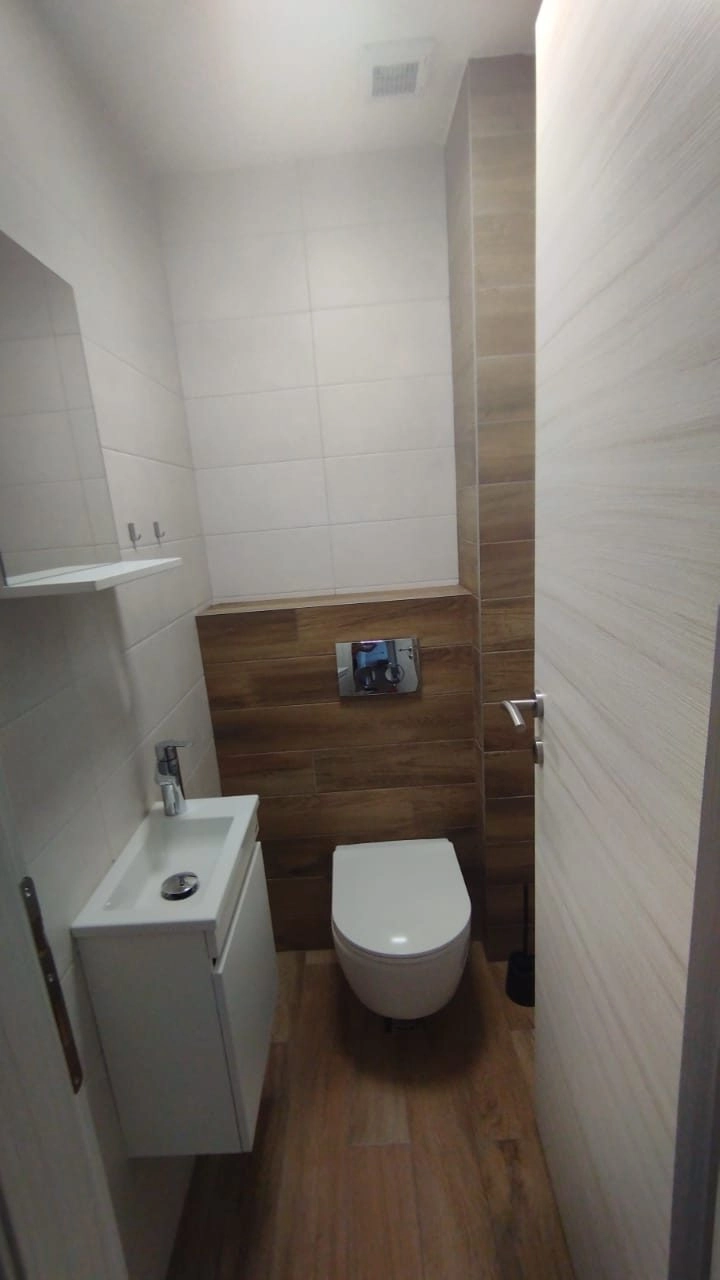 Trosoban-stan-u-Zagoricu-Podgorica-5 Izdavanje: Trosoban stan 100 m² – Zagorič, Podgorica — fotografija 6