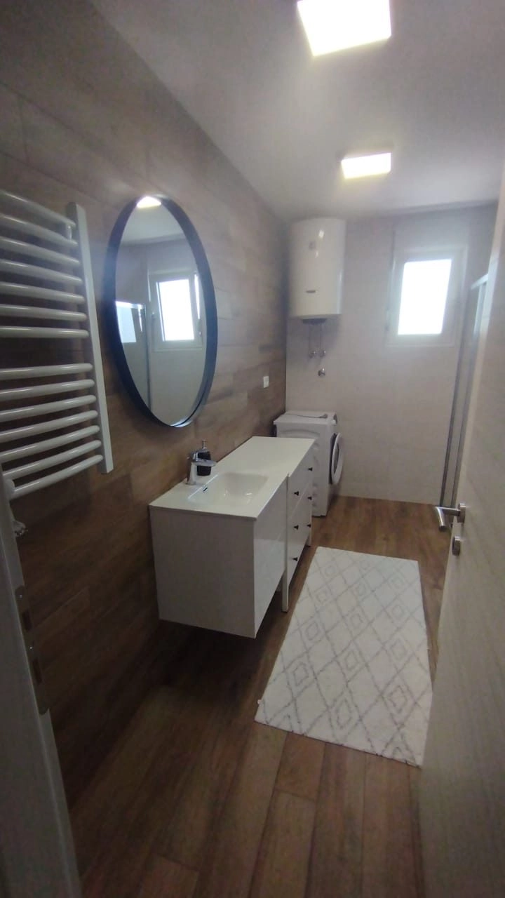 Trosoban-stan-u-Zagoricu-Podgorica-7 Izdavanje: Trosoban stan 100 m² – Zagorič, Podgorica — fotografija 8