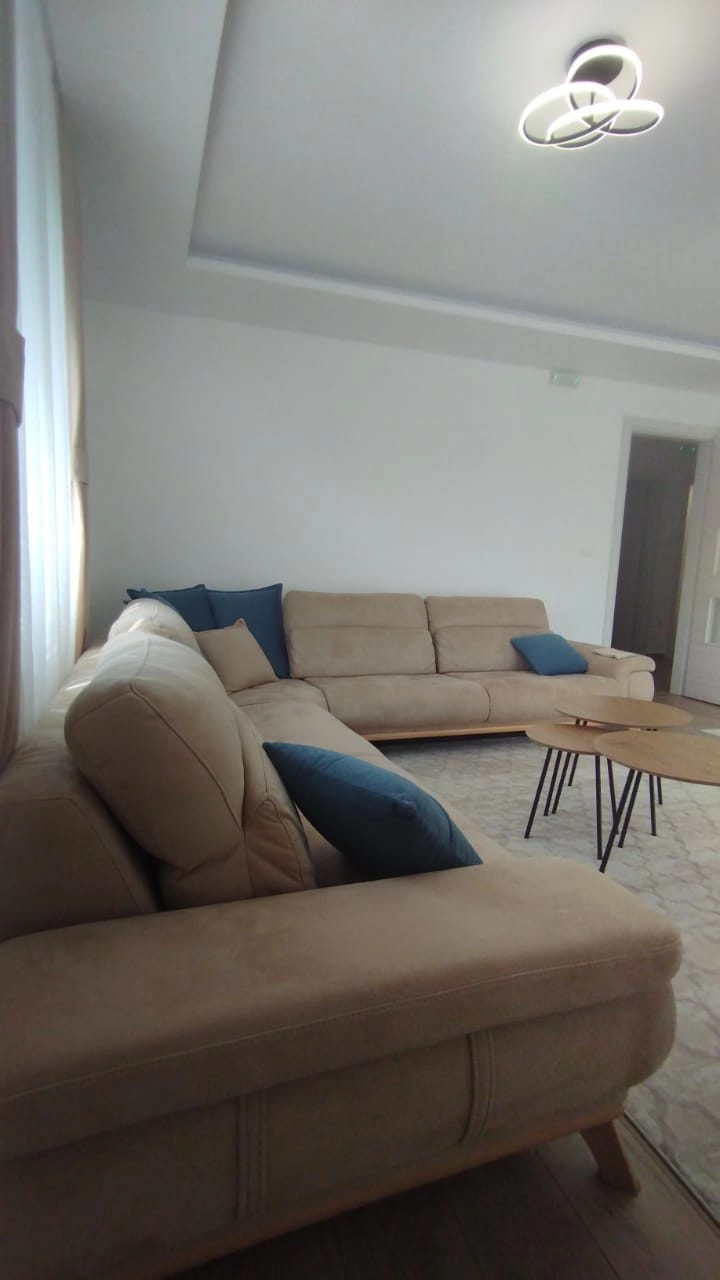 Trosoban-stan-u-Zagoricu-Podgorica-13 Izdavanje: Trosoban stan 100 m² – Zagorič, Podgorica — fotografija 14