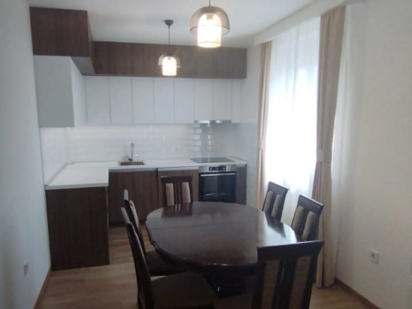Izdavanje: Trosoban stan 100 m² – Zagorič, Podgorica — fotografija 15