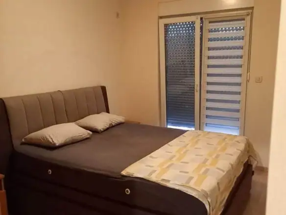 Namješten jednosoban stan u City kvartu, Podgorica — fotografija 5