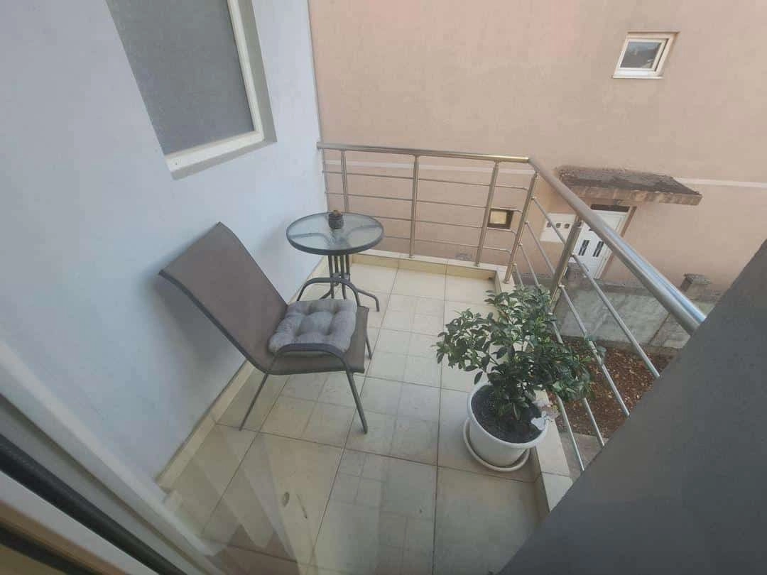 Trosoban-stan-na-Starom-aerodromu-Podgorica-7 Trosoban stan 85 m² – Stari aerodrom, Podgorica — fotografija 8