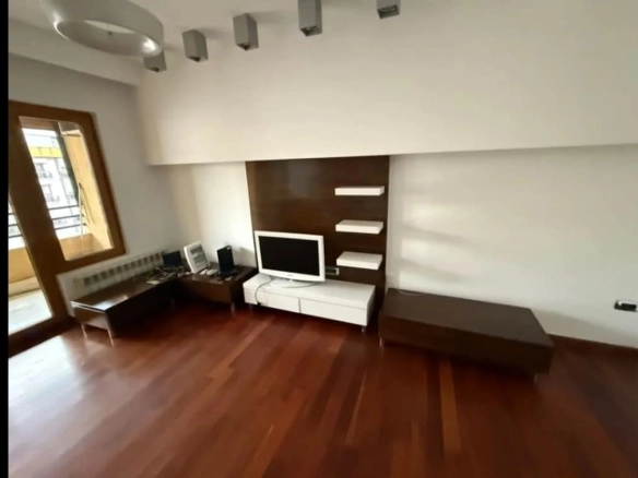 Dvosoban duplex stan 95 m² u Podgorici — fotografija 2