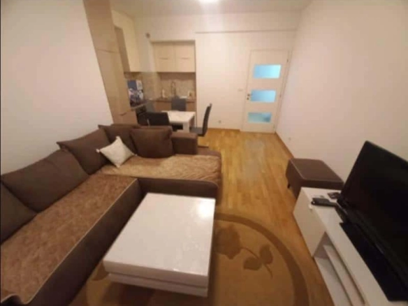 Dvosoban stan – Stari aerodrom, Podgorica