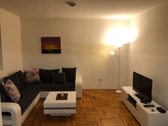 Namješten jednosoban stan u Podgorici