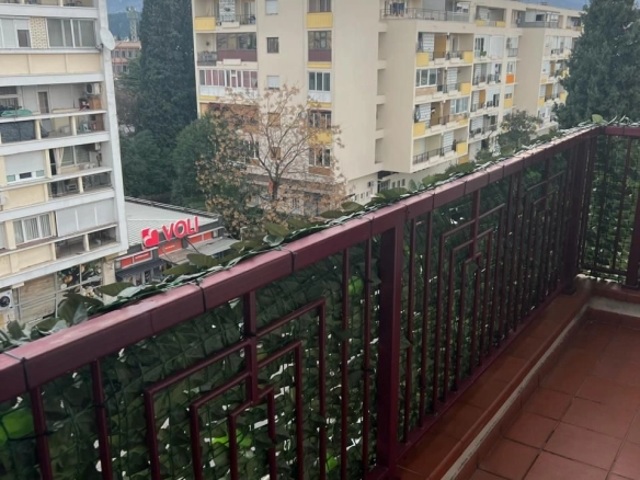 Jednosoban namješten stan 47 m² u Podgorici