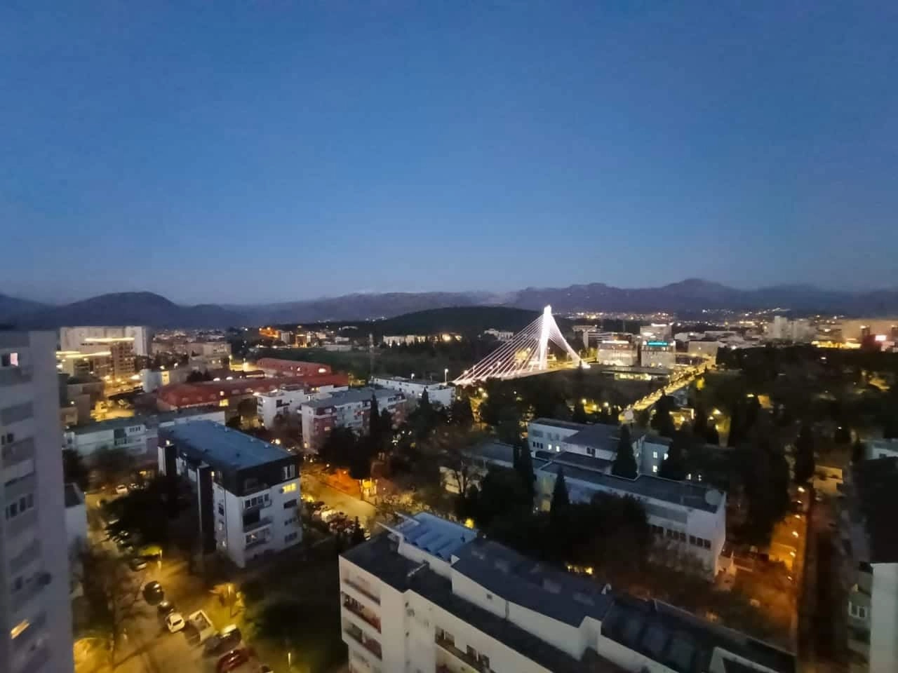 Namjestena-garsonjera-Preko-Morace-Podgorica-3 Namještena garsonjera u naselju Preko Morače, Podgorica — fotografija 4