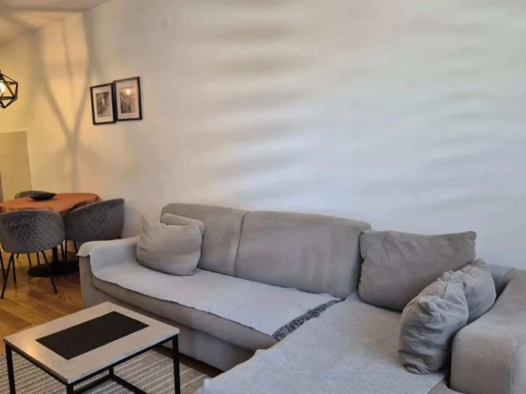Jednosoban stan 49 m²