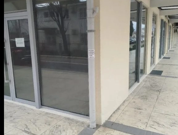 Izdavanje: Poslovni prostor 50 m² – Pobrežje, Podgorica — fotografija 2
